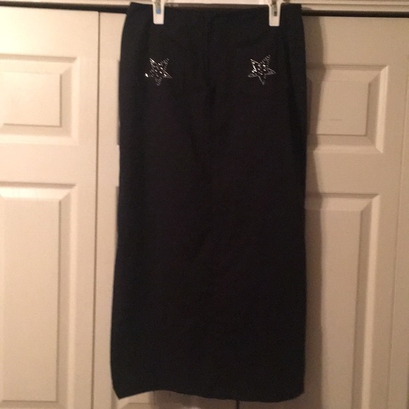 Black maxi skirt with star embellishments - Picture 2 of 6